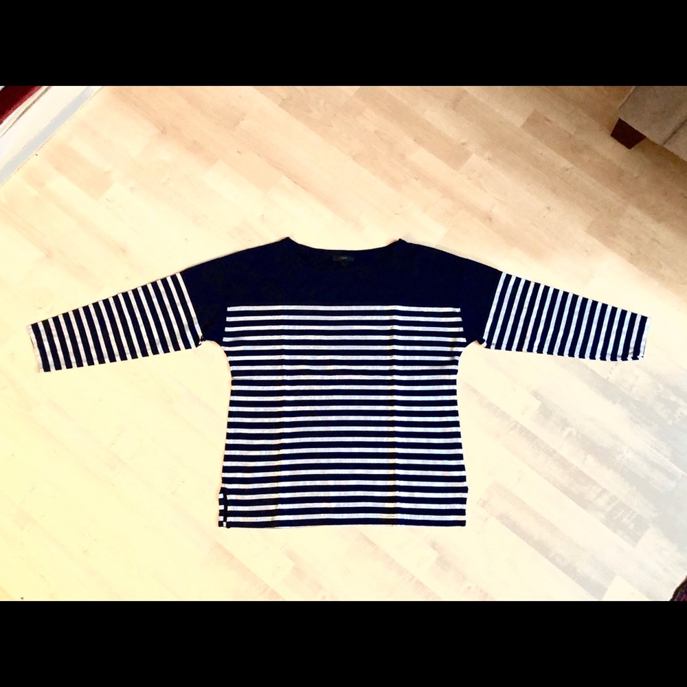 J Crew Chic Top in Navy Blue and Silver. NWOT